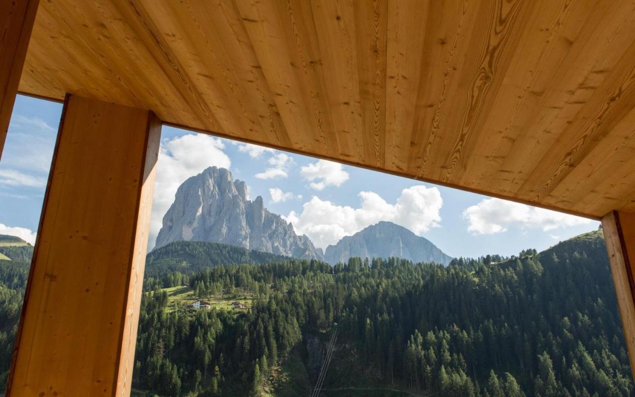 Vista Dolomites Apartment Liberty Santa Cristina Val Gardena المظهر الخارجي الصورة