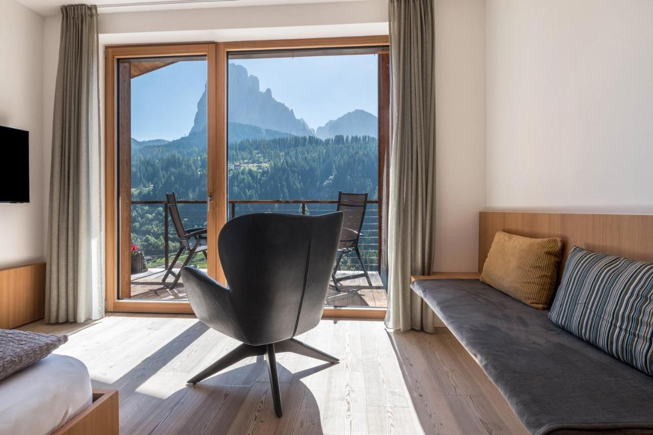 Vista Dolomites Apartment Liberty Santa Cristina Val Gardena المظهر الخارجي الصورة